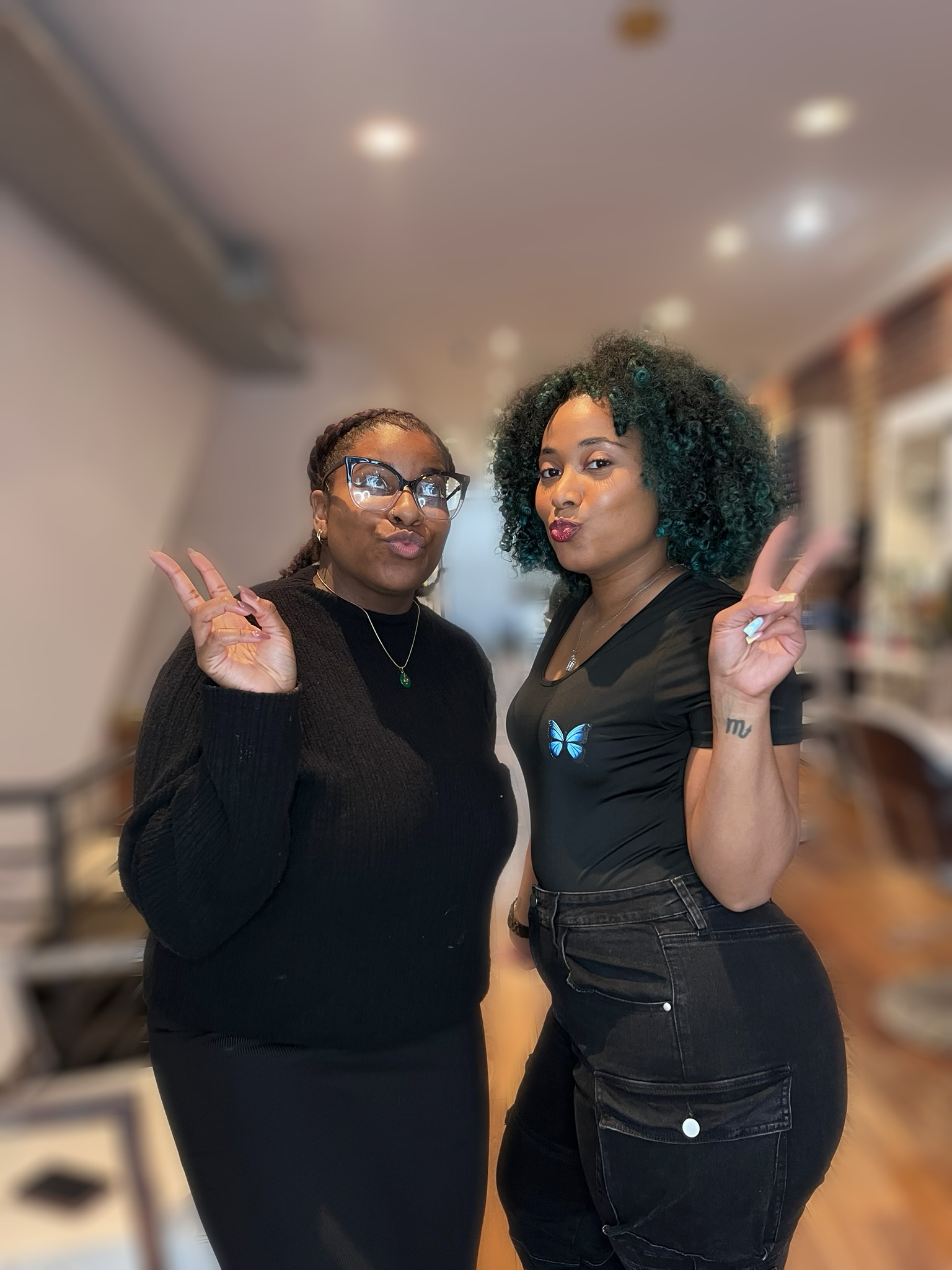 Facetune_18-04-2024-19-23-29.JPG